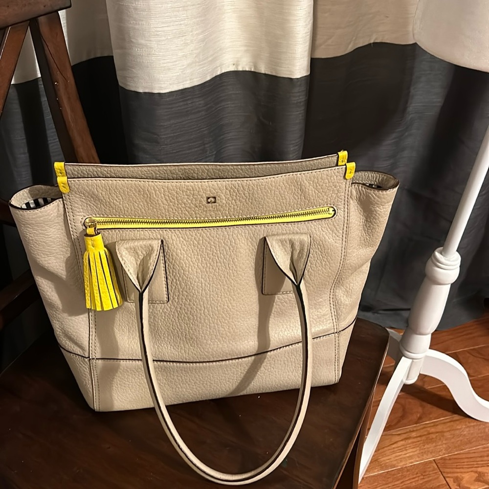KATE SPADE Southport Leather bag- LARGE 13.5 L x 17 W